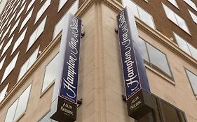 Hampton Inn & Suites Dallas Downtown